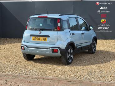 SPOTICAR Fiat Panda 1.0 Mhev City Cross Euro 6 (s/s) 5dr Used Car - City Car Petrol Grey - Kings Lynn - 1200639109_5