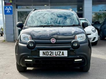 SPOTICAR Fiat Panda 1.0 Mhev City Cross Euro 6 (s/s) 5dr Used Car - City Car Petrol Black - Chippenham - 1200639167_2