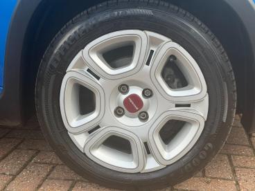 SPOTICAR Fiat Panda 1.0 Mhev Euro 6 (s/s) 5dr Used Car - City Car Petrol Blue - Norwich - 1200640673_3