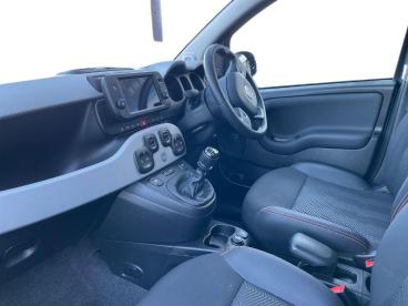 SPOTICAR Fiat Panda 1.0 Mhev Garmin Euro 6 (s/s) 5dr Used Car - City Car Petrol Green - Ashington - 1200642085_3