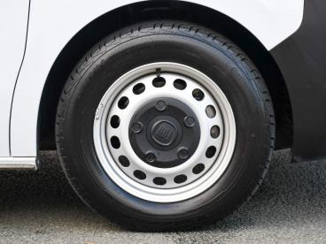 SPOTICAR Fiat Scudo 1.5 Bluehdi Swb Euro 6 (s/s) 6dr Used Car - Commercial Vehicle Diesel White - Nuneaton - 1200544613_5