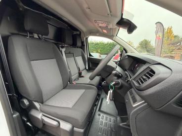 SPOTICAR Fiat Scudo 2.0 Multijet L1 Euro 6 6dr Used Car - Commercial Vehicle Diesel White - Warwick - 1200548289_3