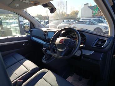 SPOTICAR Fiat Scudo 2.0 Bluehdi Onyx Swb Euro 6 6dr Used Car - Commercial Vehicle Diesel  - Aylesbury - 1200548395_5