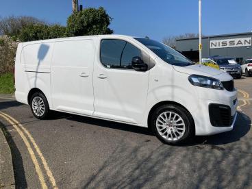 SPOTICAR Fiat Scudo 1.5 Bluehdi Primo Lwb Euro 6 (s/s) 6dr Used Car - Commercial Vehicle Diesel White - Plymouth - 1200588507_3
