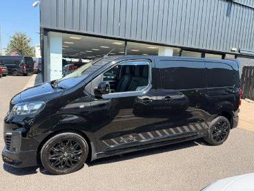 SPOTICAR Fiat Scudo 2.0 Bluehdi Onyx Swb Euro 6 6dr Used Car - Commercial Vehicle Diesel Black - Cheltenham - 1200616846_4