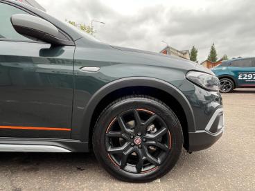 SPOTICAR Fiat Tipo 1.5 Firefly Turbo Mhev Garmin Dct Euro 6 (s/s) 5dr Used Car - Saloon Petrol Green - Colchester - 1200510694_4