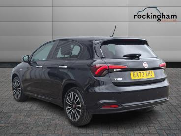 SPOTICAR Fiat Tipo 1.0 City Life Euro 6 (s/s) 5dr Used Car - Saloon Petrol Black - Corby - 1200531979_4