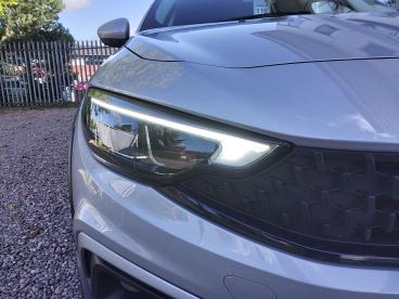 SPOTICAR Fiat Tipo 1.0 Cross Euro 6 (s/s) 5dr Used Car - Saloon Petrol Grey - Shrewsbury - 1200549719_5