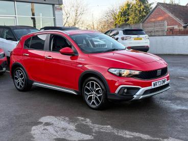 SPOTICAR Fiat Tipo 1.0 Cross Euro 6 (s/s) 5dr Used Car - Saloon Petrol Red - Chippenham - 1200561734_1