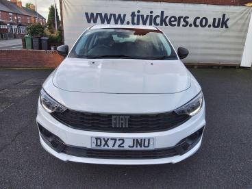 SPOTICAR Fiat Tipo 1.0 Euro 6 (s/s) 5dr Used Car - Saloon Petrol White - Telford - 1200564182_4