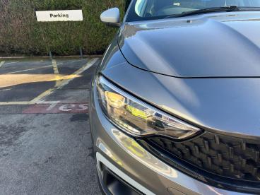 SPOTICAR Fiat Tipo 1.5 Firefly Turbo Mhev Garmin Dct Euro 6 (s/s) 5dr Used Car - Saloon Petrol Grey - Salisbury - 500576459_5