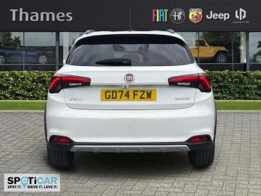 SPOTICAR Fiat Tipo 1.5 Firefly Turbo Mhev Cross Dct Euro 6 (s/s) 5dr Used Car - Saloon Petrol White - Tunbridge Wells - 1200593573_5