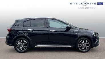 SPOTICAR Fiat Tipo 1.5 Firefly Turbo Mhev Cross Dct Euro 6 (s/s) 5dr Used Car - Saloon Petrol Black - Romford - 1200595728_2