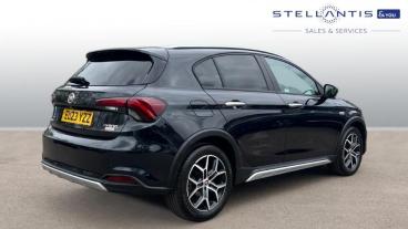 SPOTICAR Fiat Tipo 1.5 Firefly Turbo Mhev Cross Dct Euro 6 (s/s) 5dr Used Car - Saloon Petrol Black - Romford - 1200595728_3