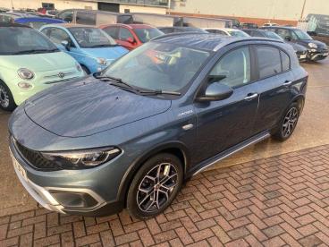 SPOTICAR Fiat Tipo 1.5 Firefly Turbo Mhev Cross Dct Euro 6 (s/s) 5dr Used Car - Saloon Petrol Blue - Slough - 1200605229_1