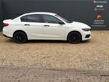 SPOTICAR Fiat Tipo 1.4 Mpi Street Euro 6 (s/s) 4dr Used Car - Saloon Petrol White - Kings Lynn - 1200628963_5