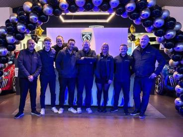 SPOTICAR Ford Ecosport 1.0t Ecoboost St-line Euro 6 (s/s) 5dr Used Car - Suv Petrol White - Bulkington - 1200593450_4