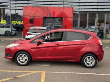 SPOTICAR Ford Fiesta 1.5 Tdci Econetic Titanium Euro 6 (s/s) 5dr Used Car - Hatchback Diesel Red - Romford - 1200551934_4