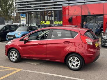 SPOTICAR Ford Fiesta 1.5 Tdci Econetic Titanium Euro 6 (s/s) 5dr Used Car - Hatchback Diesel Red - Romford - 1200551934_5