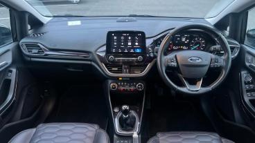 SPOTICAR Ford Fiesta 1.0t Ecoboost Vignale Euro 6 (s/s) 5dr Used Car - Hatchback Petrol Black - Stockport - 1200553552_4