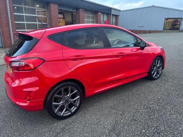 SPOTICAR Ford Fiesta 1.0t Ecoboost St-line Euro 6 (s/s) 5dr Used Car - Hatchback Petrol Red - Colwyn Bay - 1200561961_3