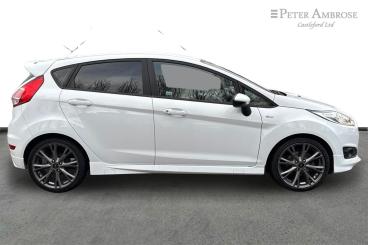 SPOTICAR Ford Fiesta 1.0t Ecoboost St-line Euro 6 (s/s) 5dr Used Car - Hatchback Petrol White - Castleford - 1200566431_2