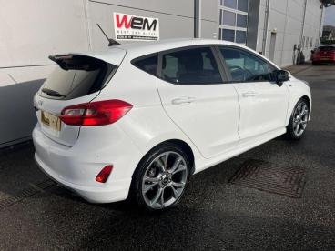 SPOTICAR Ford Fiesta 1.0t Ecoboost St-line Euro 6 (s/s) 5dr Used Car - Hatchback Petrol White - Bodmin - 1200576811_4