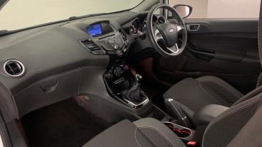 SPOTICAR Ford Fiesta 1.0t Ecoboost Zetec S Euro 6 (s/s) 3dr Used Car - Hatchback Petrol White - Birmingham - 1200586619_2