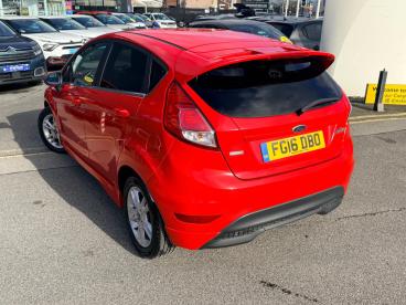 SPOTICAR Ford Fiesta 1.0t Ecoboost Zetec Euro 6 (s/s) 5dr Used Car - Hatchback Petrol Red - Wakefield - 1200589601_3