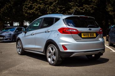 SPOTICAR Ford Fiesta 1.0t Ecoboost Active 1 Euro 6 (s/s) 5dr Used Car - Hatchback Petrol Silver - Hinckley - 1200610223_4