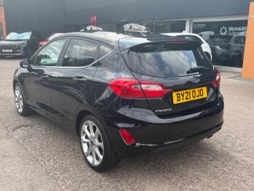 SPOTICAR Ford Fiesta 1.0t Ecoboost Titanium X Euro 6 (s/s) 5dr Used Car - Hatchback Petrol Black - Leicester - 1200618100_5