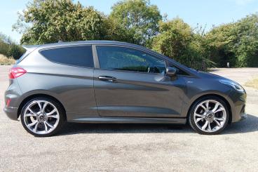 SPOTICAR Ford Fiesta 1.0t Ecoboost St-line X Edition Euro 6 (s/s) 3dr Used Car - Hatchback Petrol Grey - Eastbourne - 1200623164_2