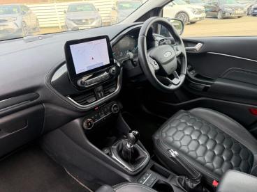 SPOTICAR Ford Fiesta 1.0t Ecoboost Vignale Edition Euro 6 (s/s) 5dr Used Car - Hatchback Petrol Blue - Billinghay - 1200624887_5