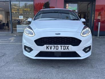 SPOTICAR Ford Fiesta 1.0t Ecoboost St-line Edition Euro 6 (s/s) 3dr Used Car - Hatchback Petrol White - Slough - 1200627112_2