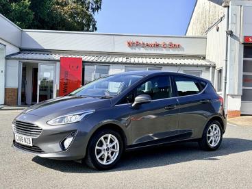 SPOTICAR Ford Fiesta 1.1 Ti-vct Zetec Euro 6 (s/s) 5dr Used Car - Hatchback Petrol Grey - Pembroke Dock - 1200629378_1