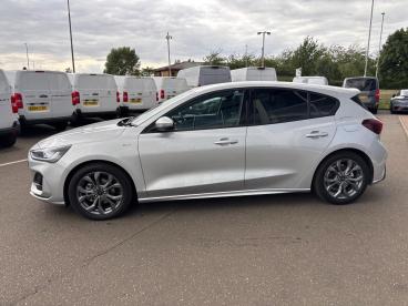 SPOTICAR Ford Focus 1.0t Ecoboost Mhev St-line Dct Euro 6 (s/s) 5dr Used Car - Saloon Hybrid Silver - Boston - 1200527085_2