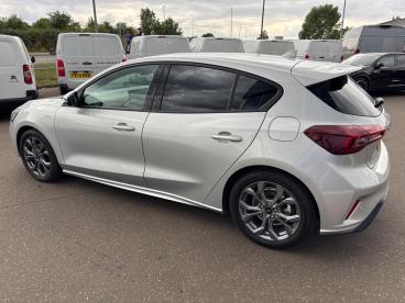 SPOTICAR Ford Focus 1.0t Ecoboost Mhev St-line Dct Euro 6 (s/s) 5dr Used Car - Saloon Hybrid Silver - Boston - 1200527085_5