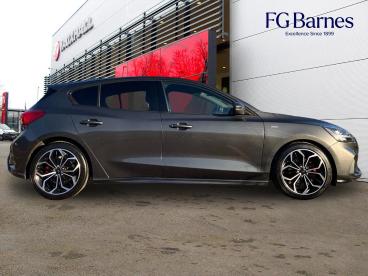 SPOTICAR Ford Focus 1.0t Ecoboost St-line X Edition Euro 6 (s/s) 5dr Used Car - Saloon Petrol Grey - Guildford - 1200546485_2