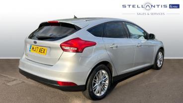 SPOTICAR Ford Focus 1.5 Tdci Zetec Edition Euro 6 (s/s) 5dr Used Car - Saloon Diesel Silver - Romford - 1200546996_3
