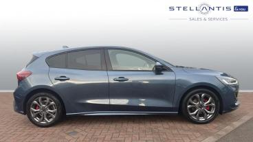 SPOTICAR Ford Focus 1.0t Ecoboost Mhev St-line Edition Euro 6 (s/s) 5d Used Car - Saloon Petrol Blue - Leicester - 1200547948_2
