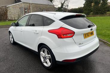 SPOTICAR Ford Focus 1.0t Ecoboost Titanium Euro 6 (s/s) 5dr Used Car - Saloon Petrol White - Bridgend - 1200556056_3