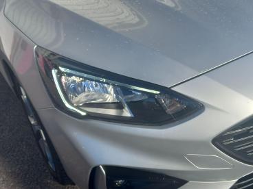 SPOTICAR Ford Focus 1.0t Ecoboost St-line Euro 6 (s/s) 5dr Used Car - Saloon Petrol Silver - Trowbridge - 1200557126_4