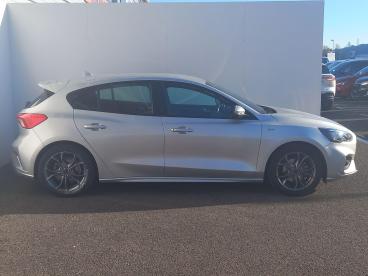 SPOTICAR Ford Focus 1.0t Ecoboost St-line Euro 6 (s/s) 5dr Used Car - Saloon Petrol Silver - Trowbridge - 1200557126_5