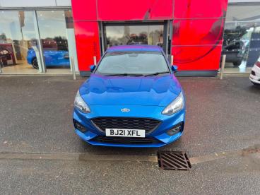 SPOTICAR Ford Focus 1.0t Ecoboost St-line Auto Euro 6 (s/s) 5dr Used Car - Saloon Petrol Blue - Boston - 1200558853_2