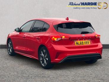 SPOTICAR Ford Focus 1.0t Ecoboost St-line Euro 6 (s/s) 5dr Used Car - Saloon Petrol Red - Ashington - 1200562152_2