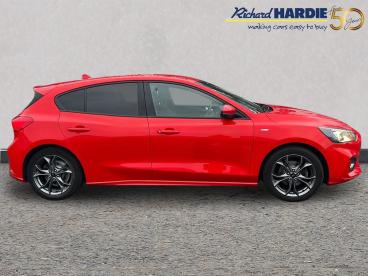 SPOTICAR Ford Focus 1.0t Ecoboost St-line Euro 6 (s/s) 5dr Used Car - Saloon Petrol Red - Ashington - 1200562152_5