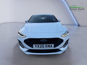 SPOTICAR Ford Focus 1.0t Ecoboost Mhev St-line X Dct Euro 6 (s/s) 5dr Used Car - Saloon Hybrid White - Corby - 1200569474_3