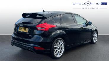 SPOTICAR Ford Focus 1.0t Ecoboost St-line Euro 6 (s/s) 5dr Used Car - Saloon Petrol Blue - Wimbledon - 1200573577_4