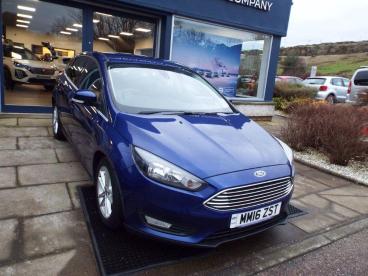 SPOTICAR Ford Focus 1.0t Ecoboost Zetec Euro 6 (s/s) 5dr Used Car - Saloon Petrol Blue - Campeltown - 1200573876_1