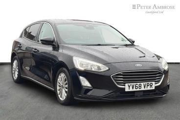 SPOTICAR Ford Focus 1.0t Ecoboost Titanium Euro 6 (s/s) 5dr Used Car - Saloon Petrol Black - Castleford - 1200575530_1